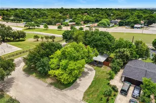 2215 N 9th St, Temple, TX 76501 - Photo 38
