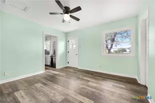 2215 N 9th St, Temple, TX 76501 - Photo 8