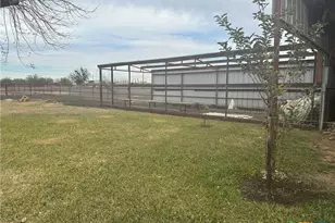 4610 Pfeil Rd, Converse, TX 78109 - Photo 2