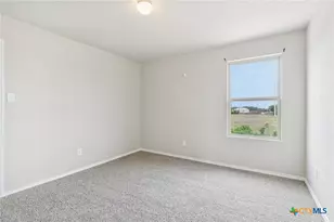 2505 Dino Dr, Seguin, TX 78155 - Photo 40