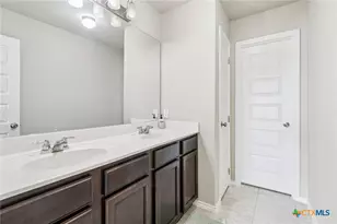 2505 Dino Dr, Seguin, TX 78155 - Photo 34