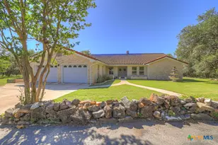 830 Palomino Ln, San Marcos, TX 78666 - Photo 2