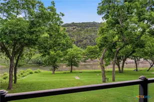 540 River Run, New Braunfels, TX 78132 - Photo 2