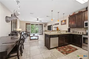 540 River Run, New Braunfels, TX 78132 - Photo 4
