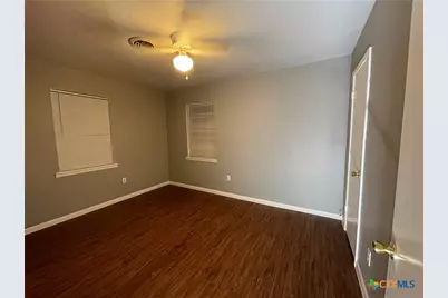 2202 Mountain Avenue, Copperas Cove, TX 76522 - Photo 8