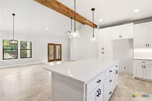 1615 Rocky Ridge Loop, Canyon Lake, TX 78133 - Photo 14