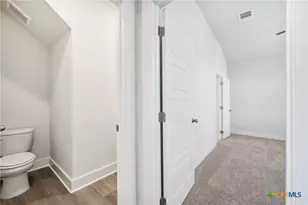 200 Barton Pt, San Antonio, TX 78108 - Photo 14