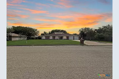 420 El Camino Real Street, Port Lavaca, TX 77979 - Photo 2