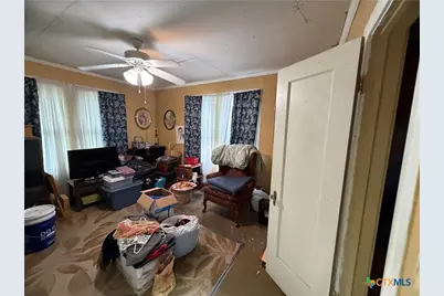 1701 N East Street, Victoria, TX 77901 - Photo 12