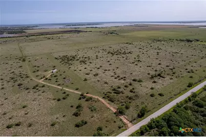 610 County Road 303, Port Lavaca, TX 77979 - Photo 4