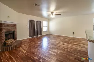 404 Jennifer Cir, Copperas Cove, TX 76522 - Photo 16