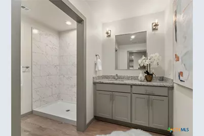 1554 Gruene Road #B-5, New Braunfels, TX 78130 - Photo 22