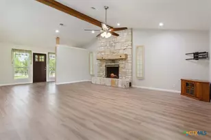 65 Cedar Trails Dr, Belton, TX 76513 - Photo 8