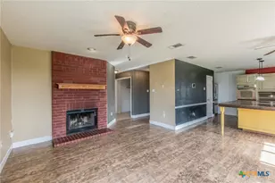 511 Skyline Dr, Copperas Cove, TX 76522 - Photo 10