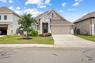 1952 Highland, Seguin, TX 78155 - Photo 2