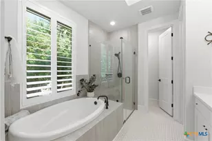1014 Lime Gruene, New Braunfels, TX 78130 - Photo 22