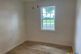 602 S 26th St, Temple, TX 76501 - Photo 6