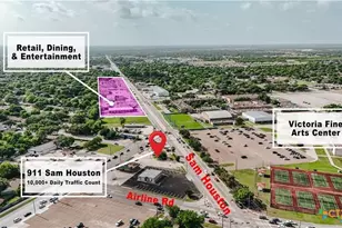 911 Sam Houston Dr, Victoria, TX 77901 - Photo 1