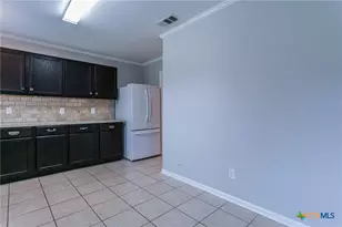 102 Circle Dr, Belton, TX 76513 - Photo 6