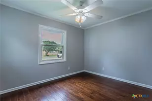 102 Circle Dr, Belton, TX 76513 - Photo 10