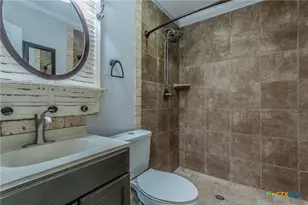 102 Circle Dr, Belton, TX 76513 - Photo 8