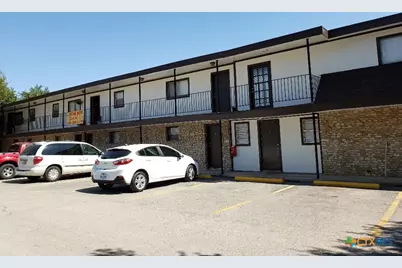 1706 N Interstate 35 #11, San Marcos, TX 78666 - Photo 1