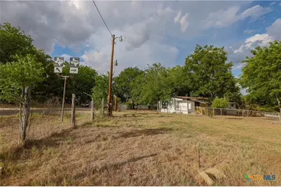 3041 Fm 671, Luling, TX 78648 - Photo 12