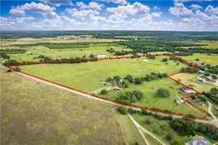 425 Seawillow Rd, Lockhart, TX 78644 - Photo 1