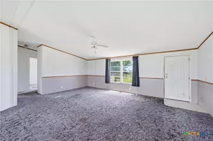 154 Hillside Dr, Troy, TX 76579 - Photo 4