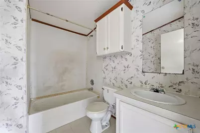 154 Hillside Drive, Troy, TX 76579 - Photo 8