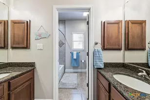 1511 Mt Bear, Canyon Lake, TX 78133 - Photo 20