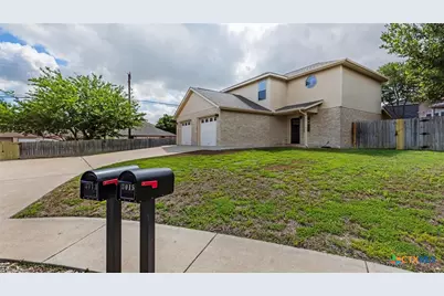 3013/3015 Green Mountain Drive, New Braunfels, TX 78130 - Photo 2