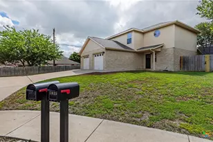 3013/3015 Green Mountain Dr, New Braunfels, TX 78130 - Photo 2