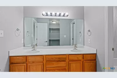 3013/3015 Green Mountain Drive, New Braunfels, TX 78130 - Photo 14