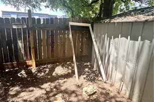 44 Clark St, San Marcos, TX 78666 - Photo 10