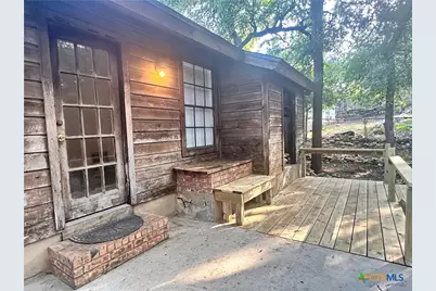 44 Clark Street, San Marcos, TX 78666 - Photo 2