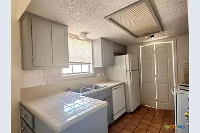 44 Clark Street, San Marcos, TX 78666 - Photo 6