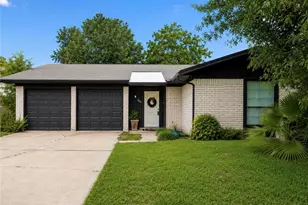 204 Timberlane Dr, Victoria, TX 77901 - Photo 1