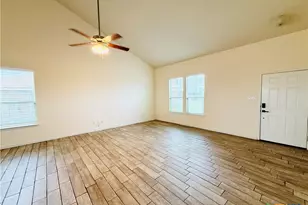 1203 Shim's Ct, Killeen, TX 76543 - Photo 4