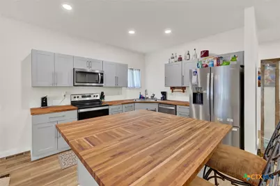305 Lake Crest Drive, Spring Branch, TX 78070 - Photo 6