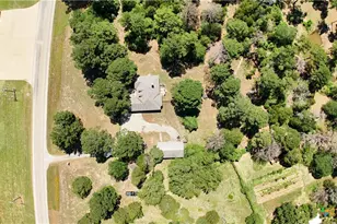 911 Fm1441 St, Bastrop, TX 78602 - Photo 36