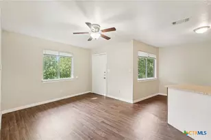 1634 Post Rd, San Marcos, TX 78666 - Photo 6