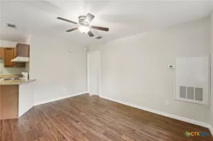 1634 Post Rd, San Marcos, TX 78666 - Photo 4