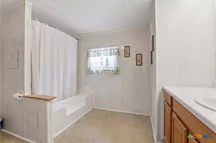 1301 Sea Willow Dr, Marion, TX 78124 - Photo 30