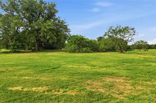1301 Sea Willow Dr, Marion, TX 78124 - Photo 6