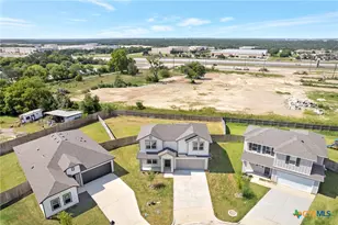 1102 Sky Smt Ct, Belton, TX 76513 - Photo 2