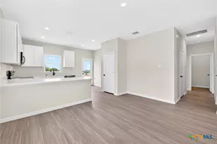 1102 Sky Smt Ct, Belton, TX 76513 - Photo 6