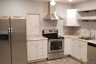 1002 Haley Ave, Rockdale, TX 76567 - Photo 2