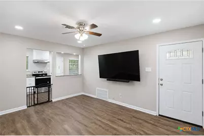 1607 Bexar Avenue, Victoria, TX 77901 - Photo 6