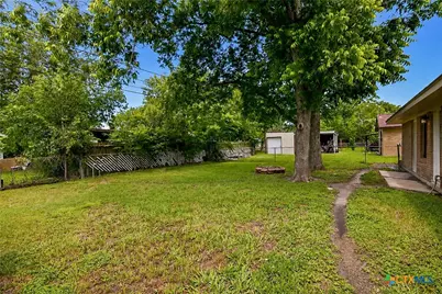 1607 Bexar Avenue, Victoria, TX 77901 - Photo 26